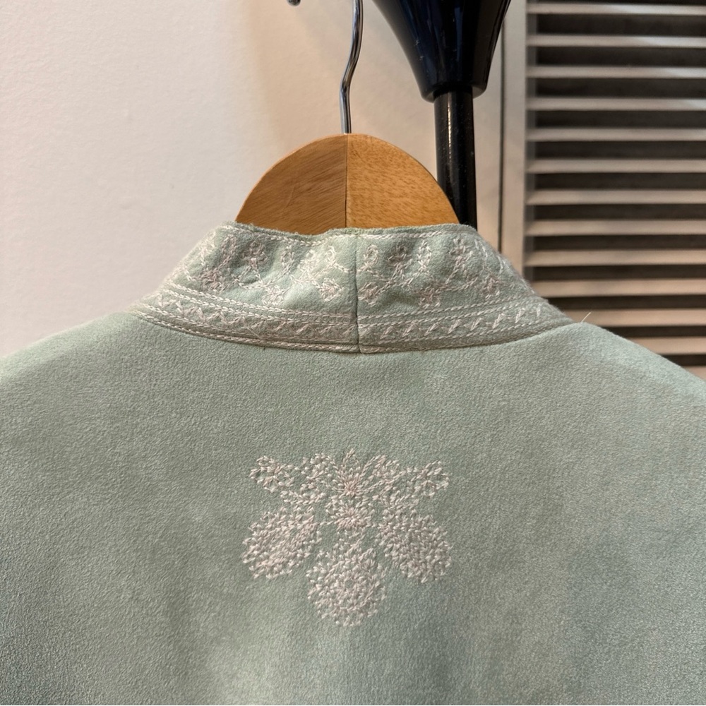 New Solitaire Light Green Embroidered Boho Faux Suede Long Coat - Picture 5 of 9